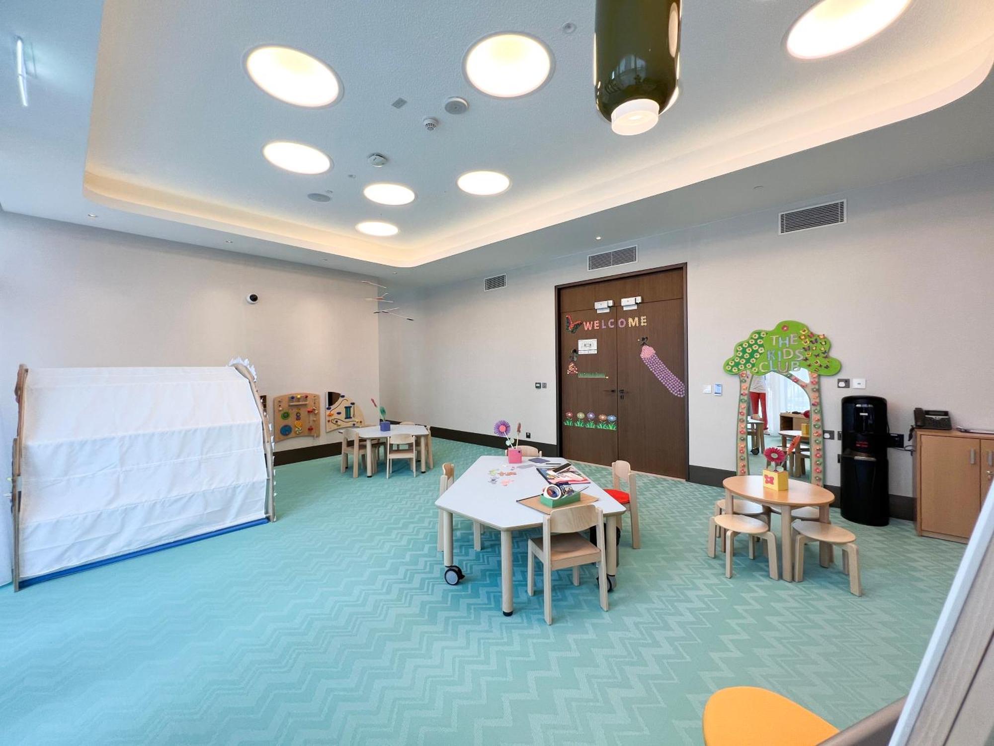 Apartment Lavish 1br Address Opera And Walk To Mall & Burj *