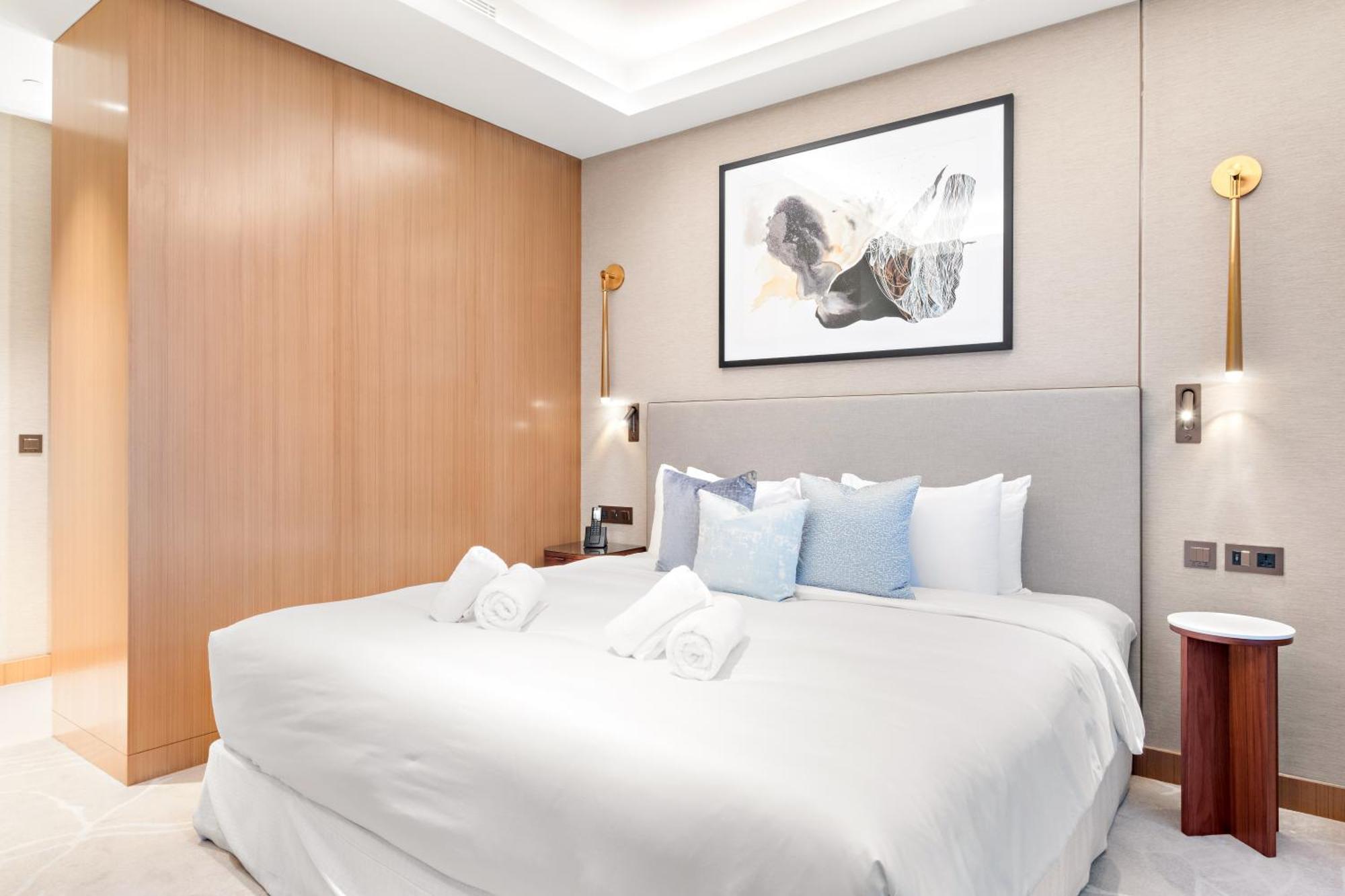 Lavish 1br Address Opera And Walk To Mall & Burj * Dubai
