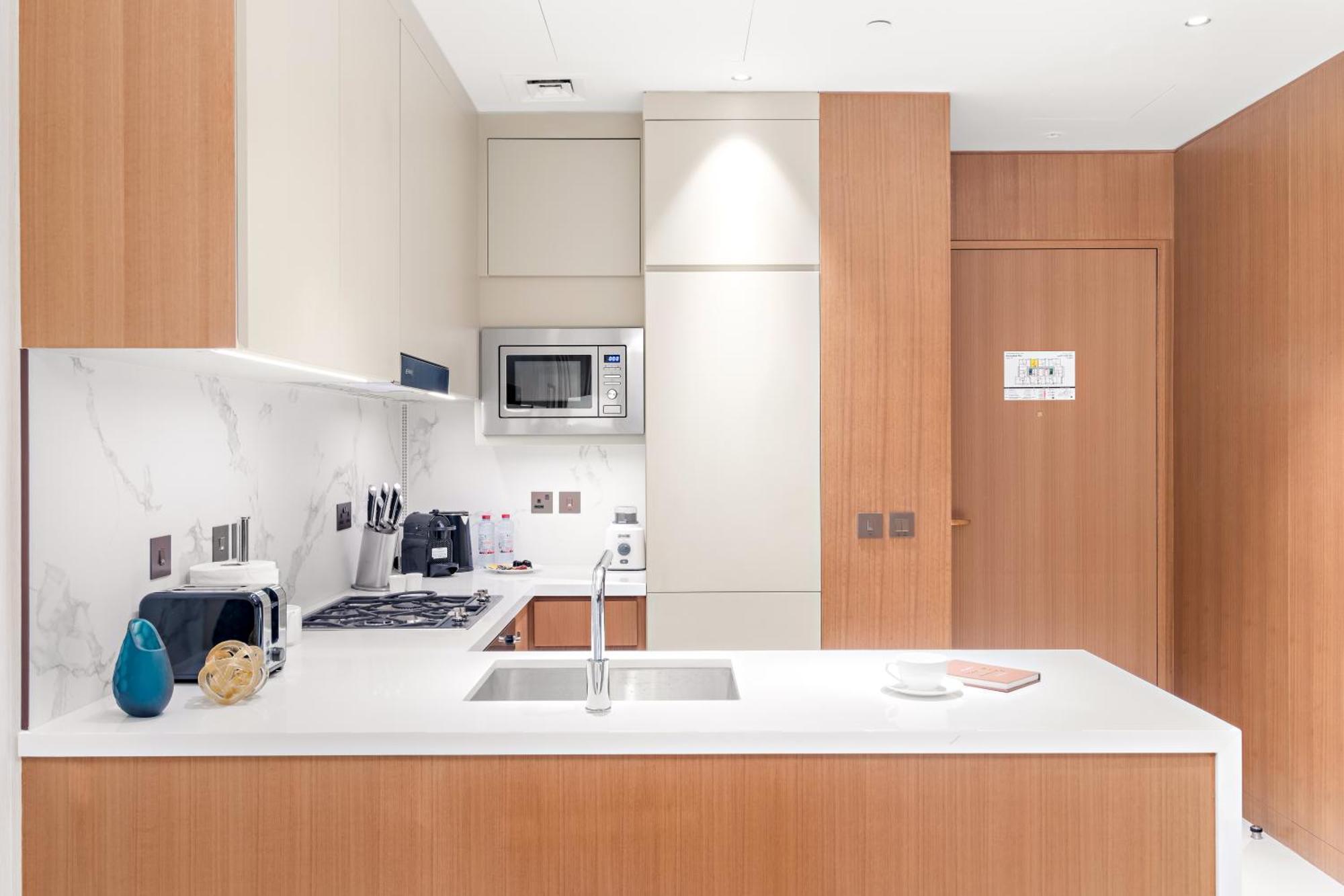 Apartment Lavish 1br Address Opera And Walk To Mall & Burj *